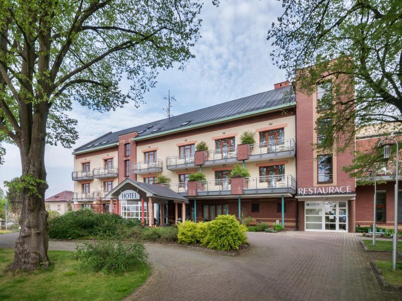 April Hotel Panorama Rychnov nad Kneznou Exterior foto